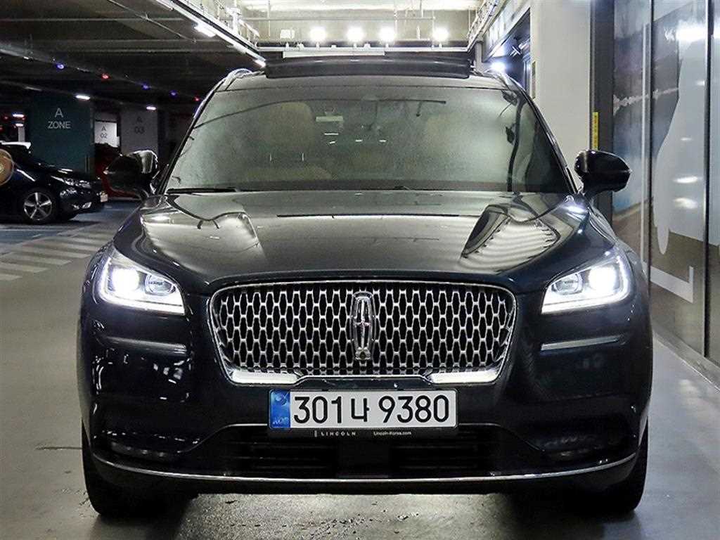 링컨 코세어 2.0 리저브 AWD 사진 2/20