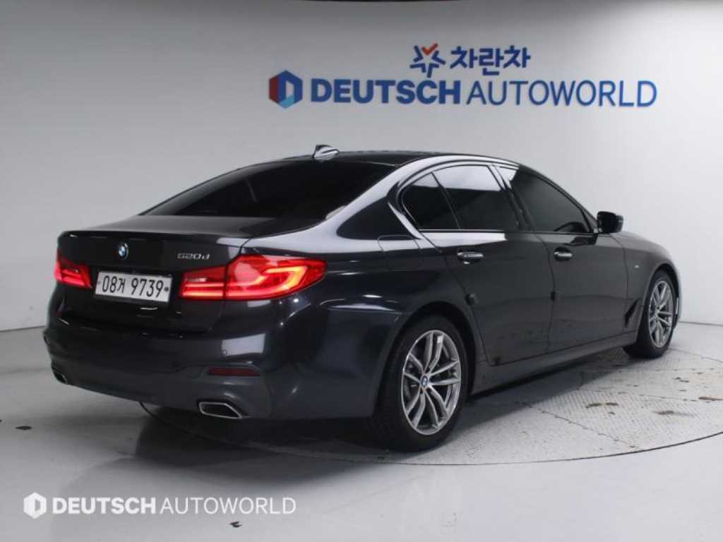 BMW 5시리즈 520d M 스포츠 플러스 사진 2/20