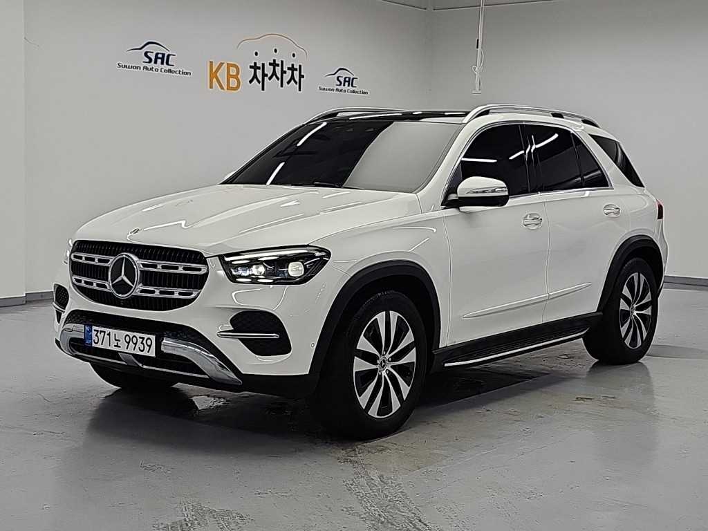 벤츠 GLE 클래스 GLE 300d 4MATIC 사진