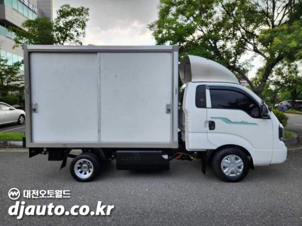 기아 봉고3 1톤 표준탑 전기 - 중고 트럭 매물 이미지