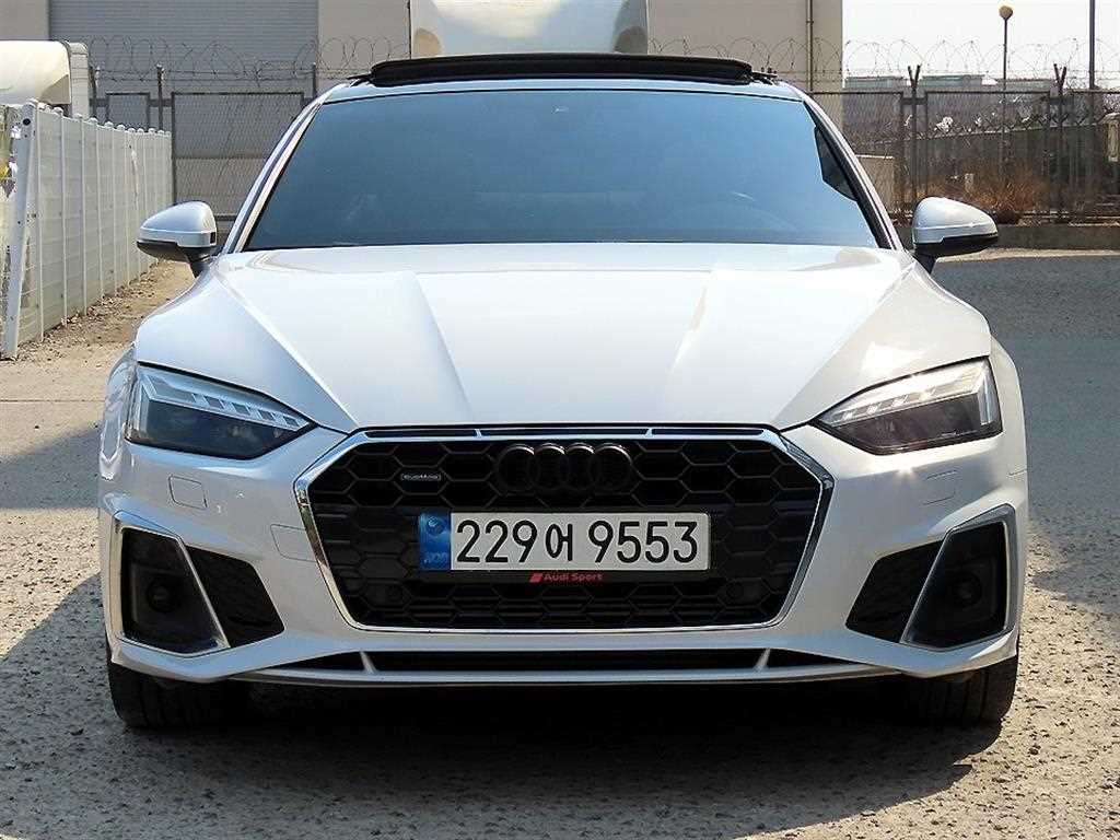 A5 (F5) 45 TFSI 콰트로 프리미엄 쿠페 2022년식