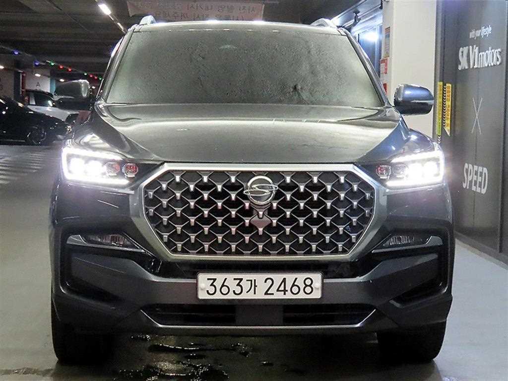 KGM 렉스턴 디젤 2.2 2WD 프레스티지 사진 2/20