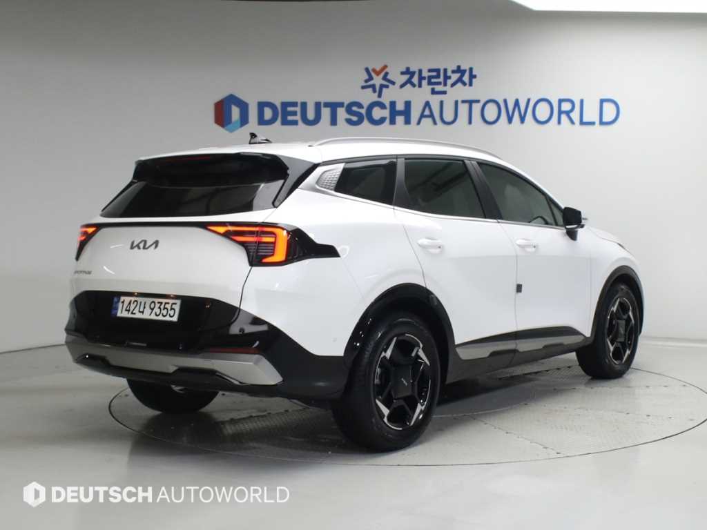 기아 스포티지 2.0 LPG 2WD 시그니처 사진 2/20