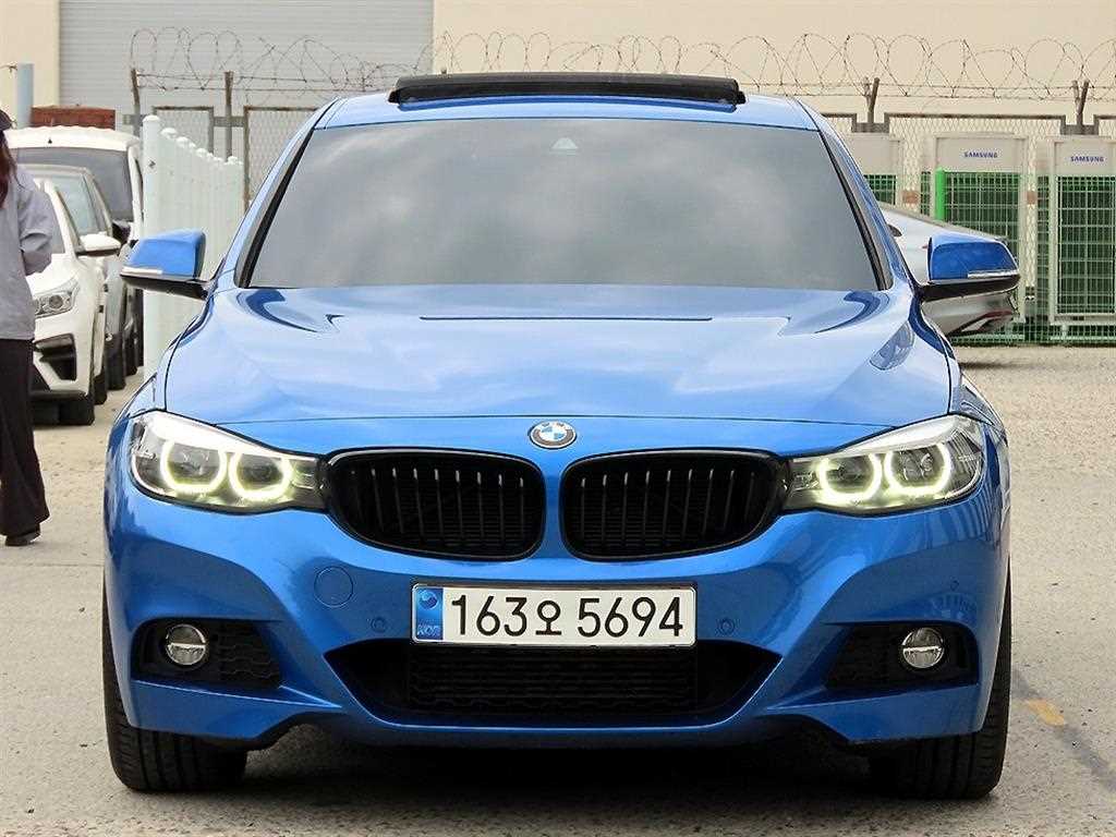 3시리즈 GT (F34) GT 320D M 스포트 프리미엄 2021년식