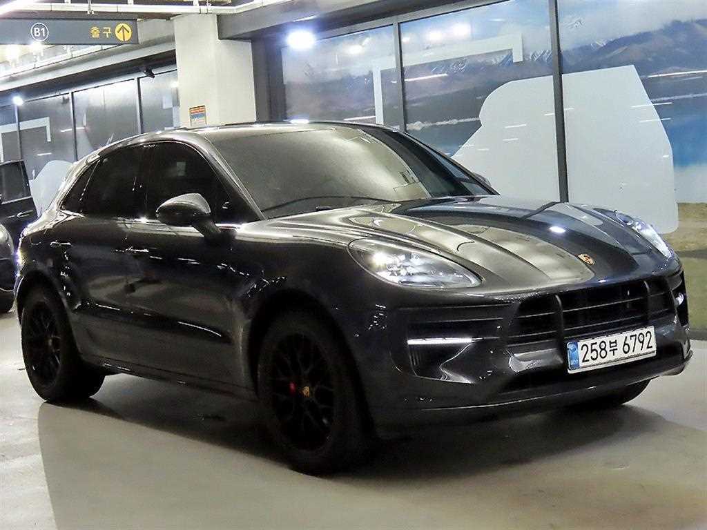 마칸 가솔린 2.9 GTS 2021년식