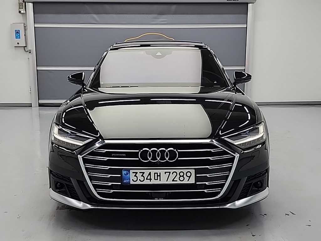 아우디 A8 55 TFSI 콰트로 LWB 사진 2/19