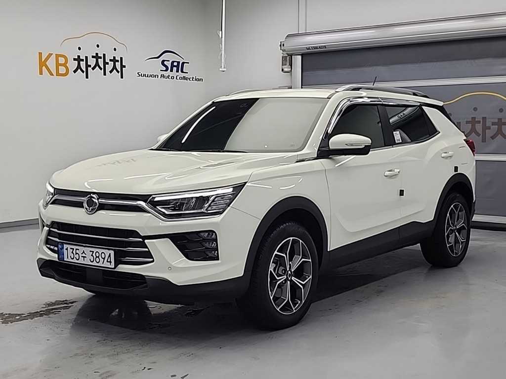 KGM 코란도 2WD 가솔린 1.5 C7 사진 2/20