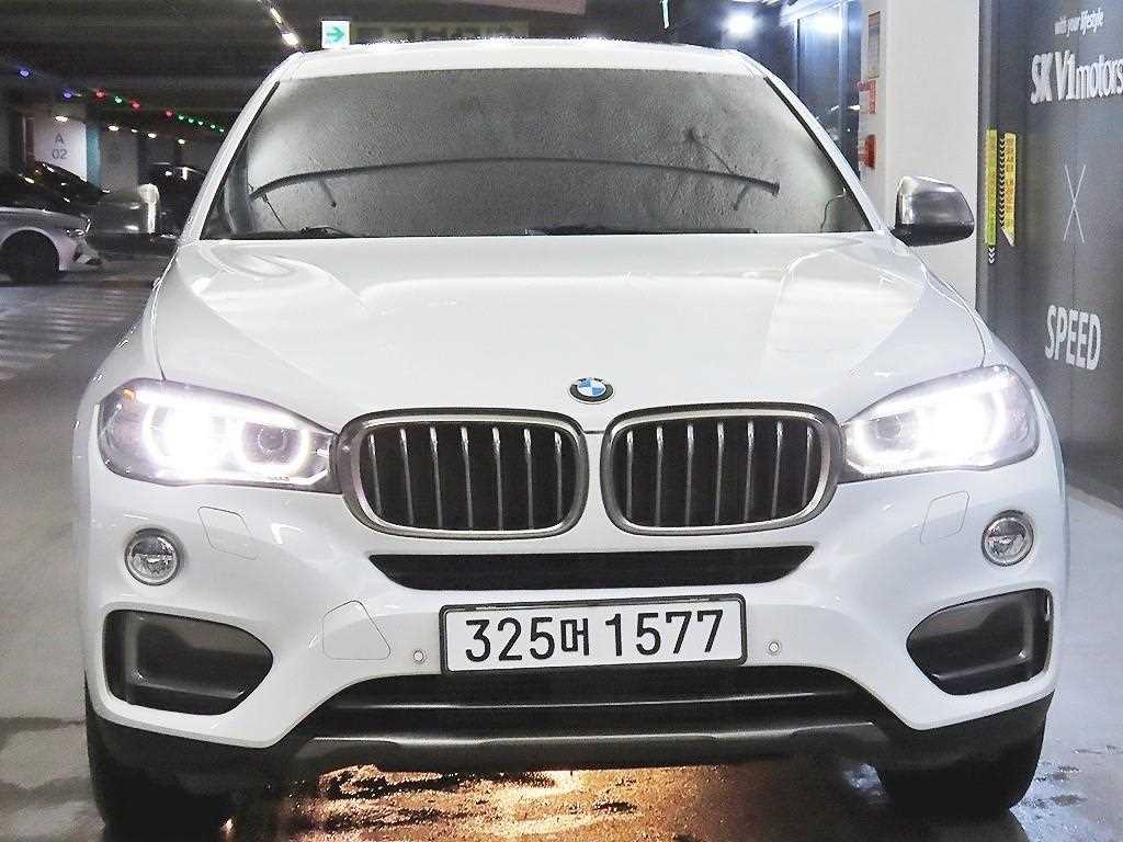 BMW X6 xDrive 35i 사진 2/20