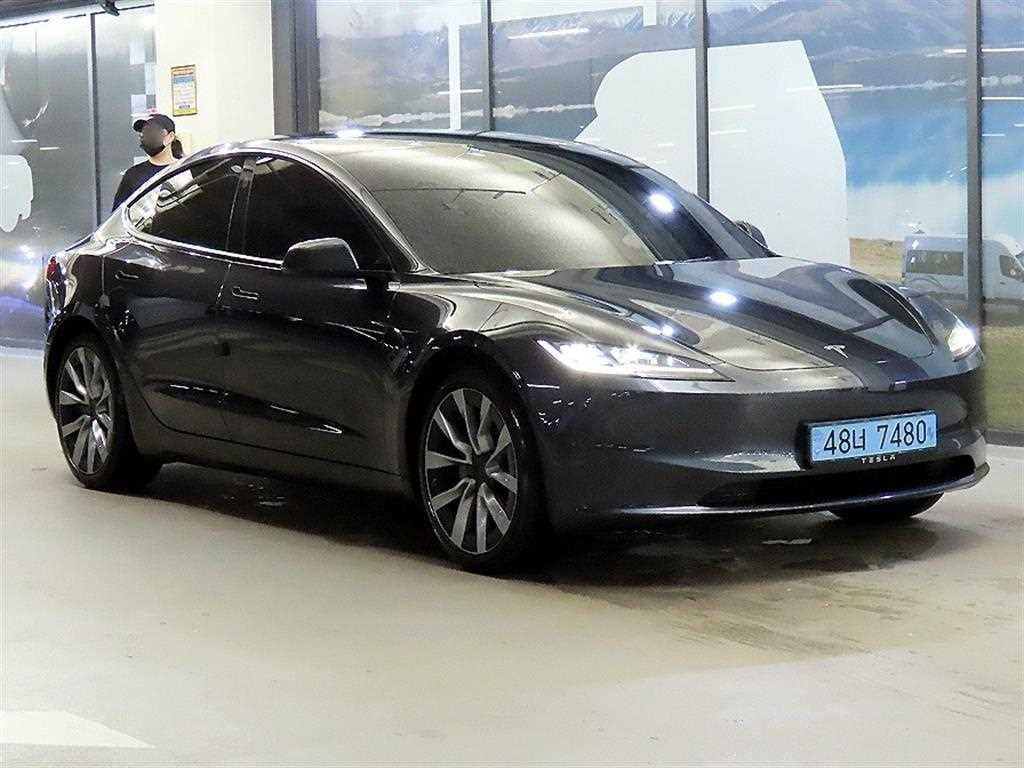 모델 3 롱 레인지 2024년식