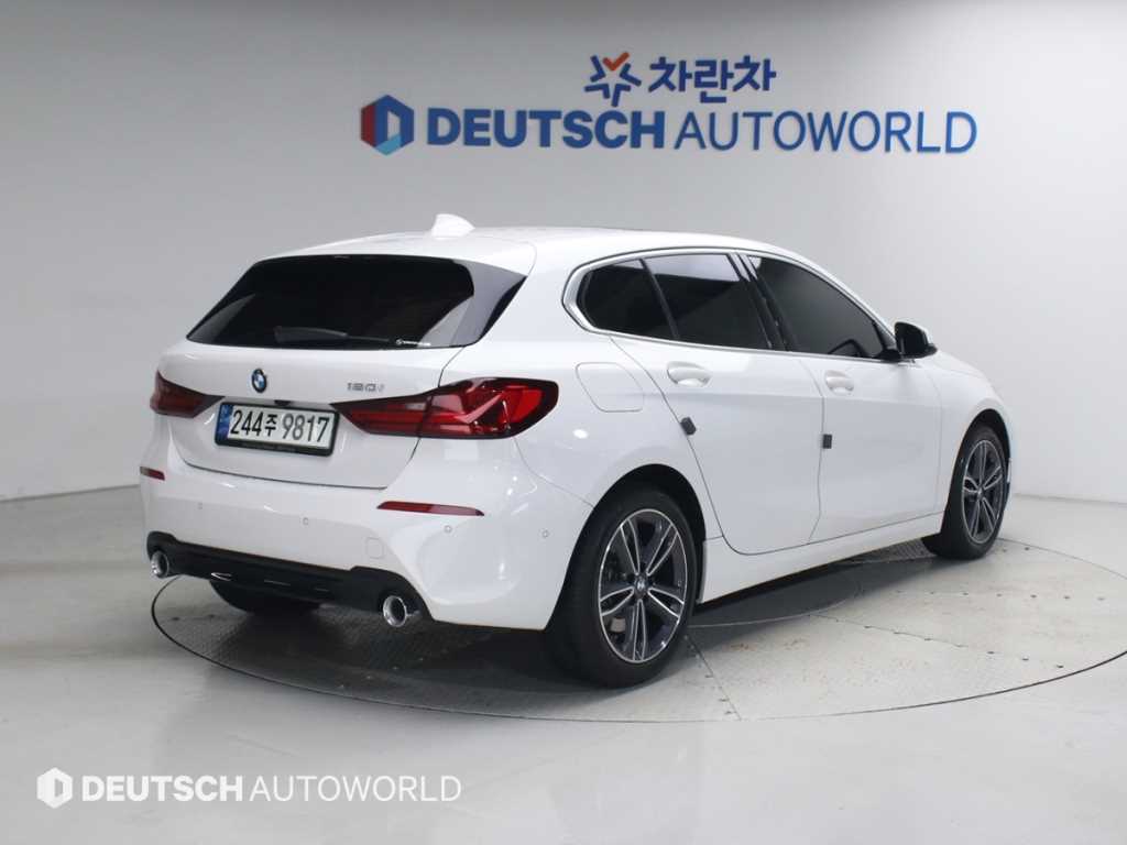 BMW 1시리즈 120i M 스포츠 사진 2/20