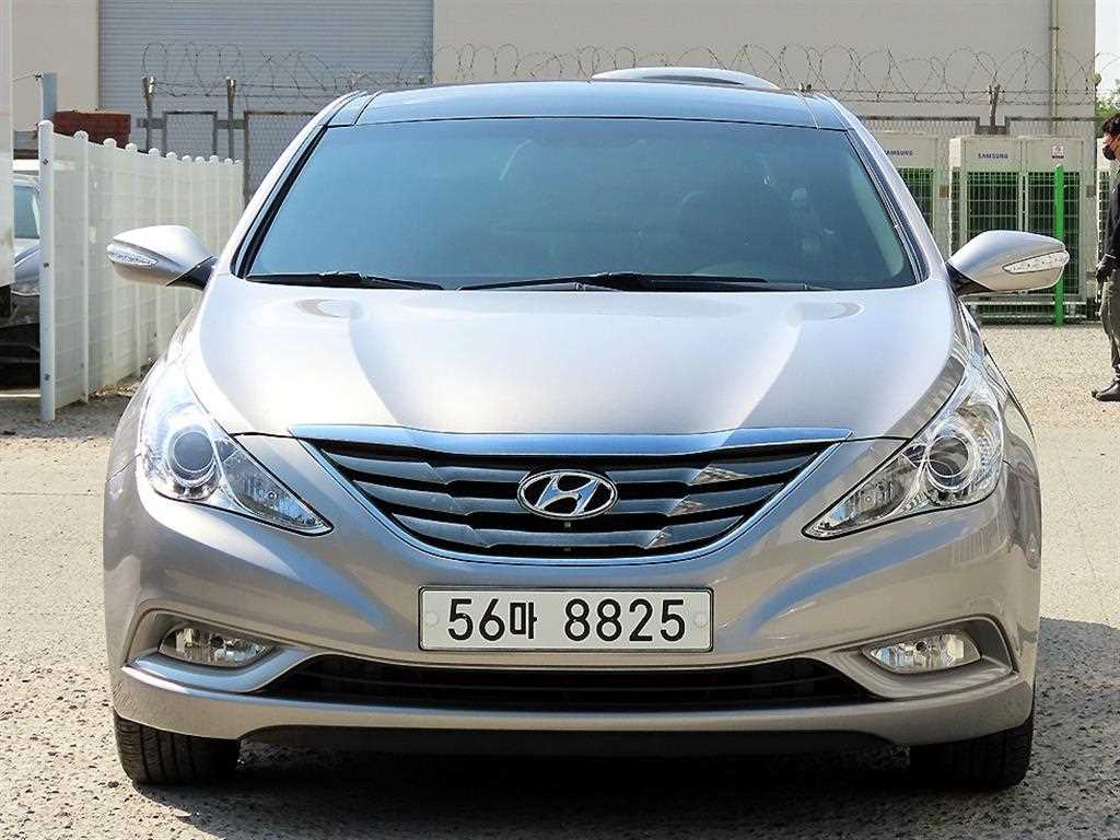 YF 쏘나타 F24 GDI 최고급형 2010년식