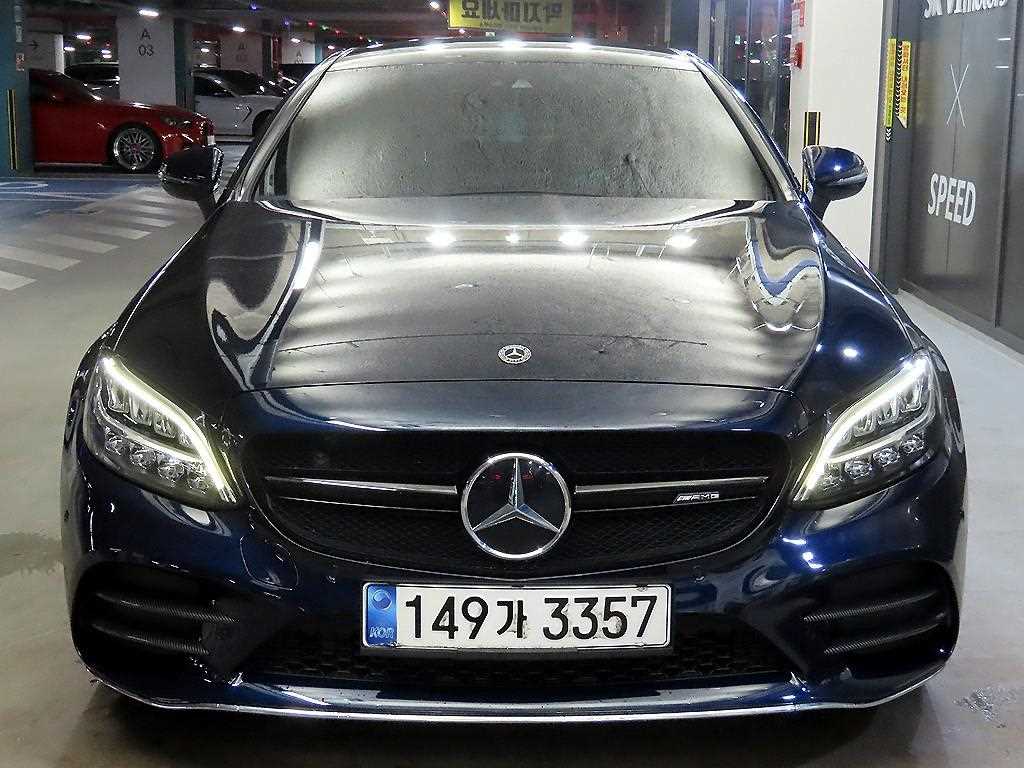 벤츠 C 클래스 C220 d 4MATIC 쿠페 사진 2/19