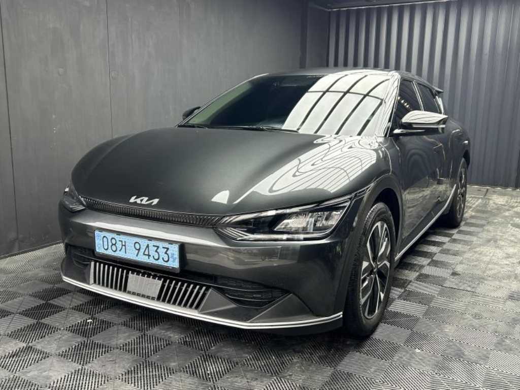 EV6 롱레인지 에어 2023년식