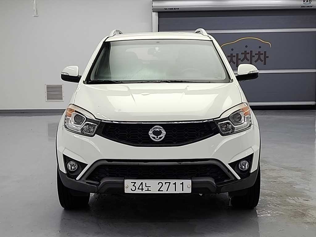 KGM 코란도 2WD 2.0 CVT 고급형 사진 2/19