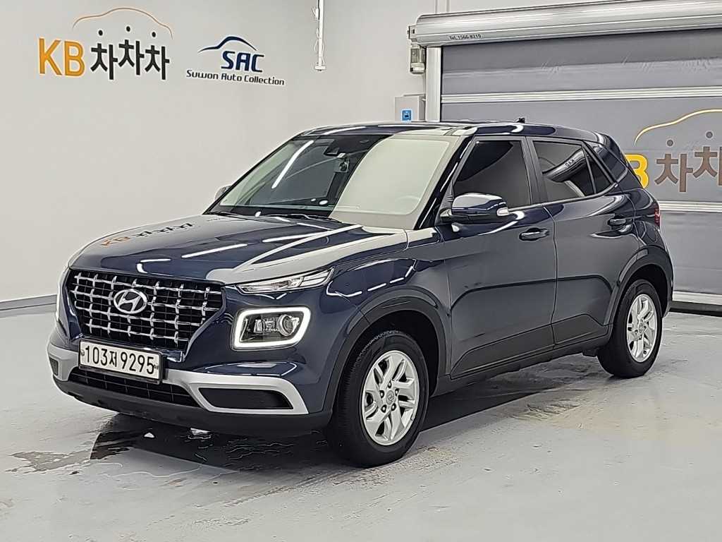 베뉴 1.6 모던 2020년식