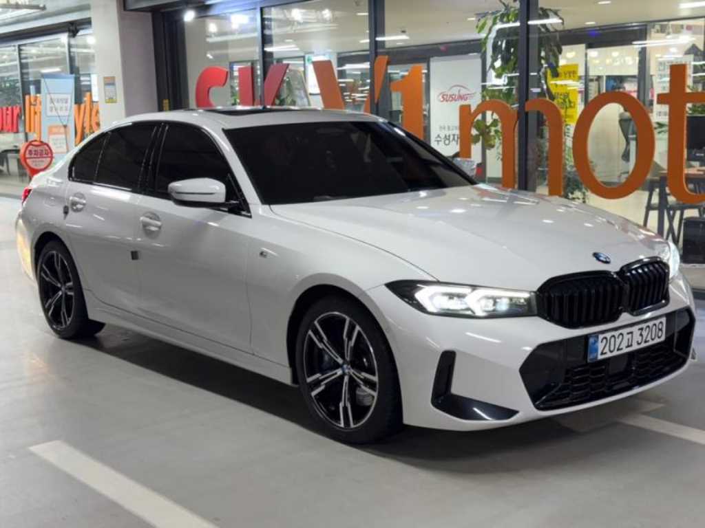 BMW 3시리즈 320i M 스포츠 사진 2/20