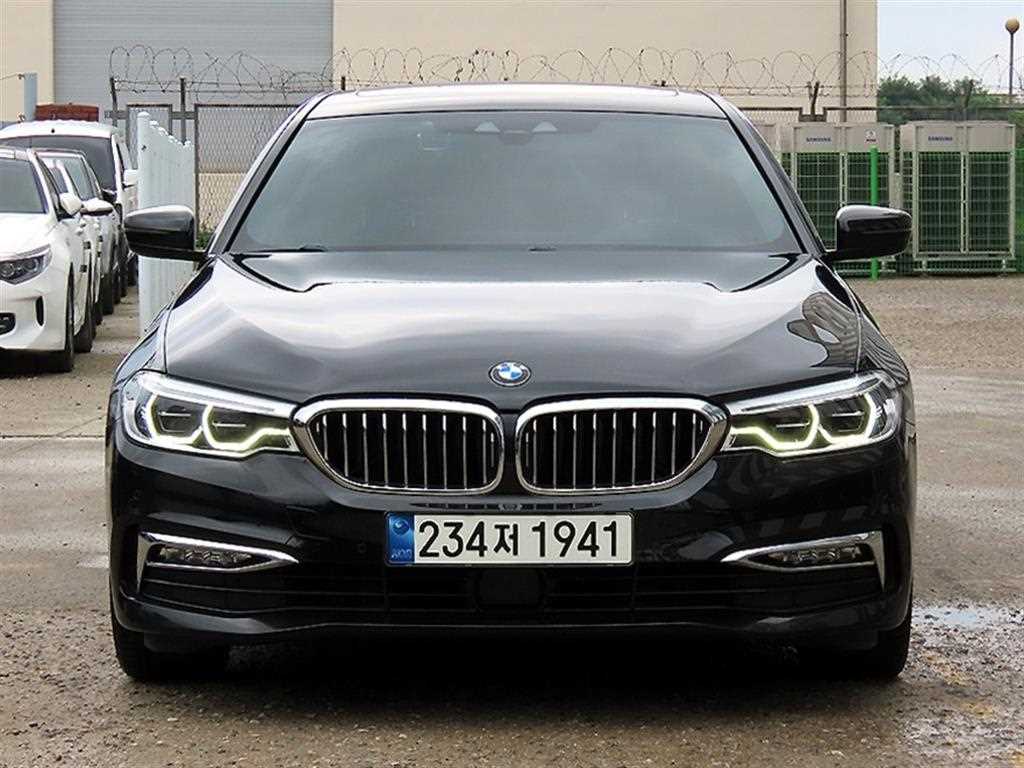 BMW 5시리즈 530i 럭셔리 플러스 사진