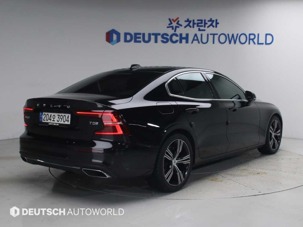 볼보 S60 T5 모멘텀 사진 2/20