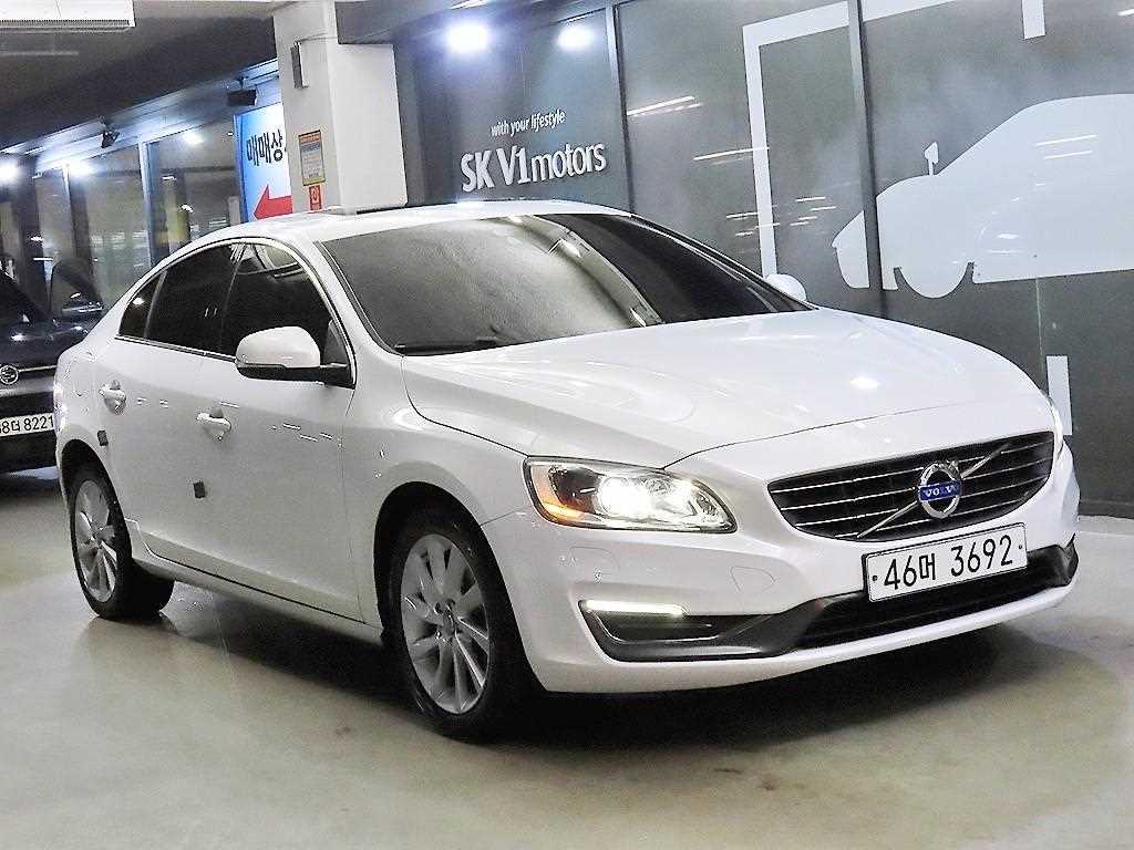 뉴S60 D2 2014년식