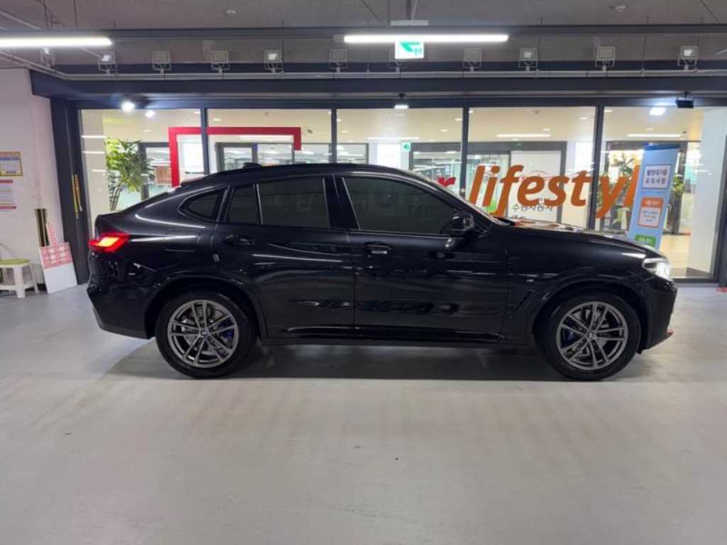 BMW X4 xDrive 20d M 스포츠 사진 2/18