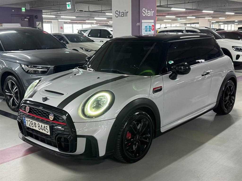 MINI 쿠퍼 JCW 3세대 사진