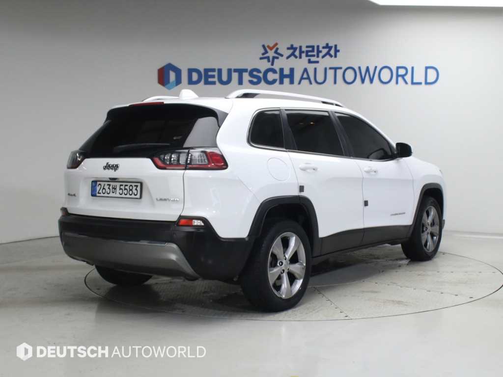 지프 체로키 2.4 리미티드 AWD 사진 2/20