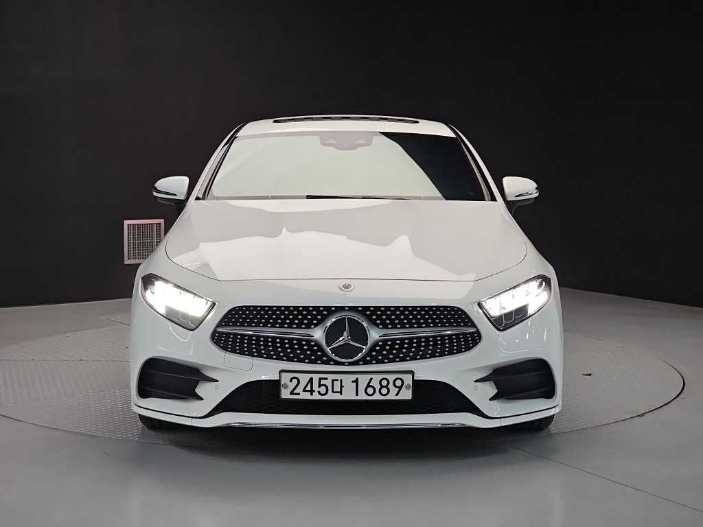 벤츠 CLS 클래스 CLS 300d AMG Line 사진 2/19