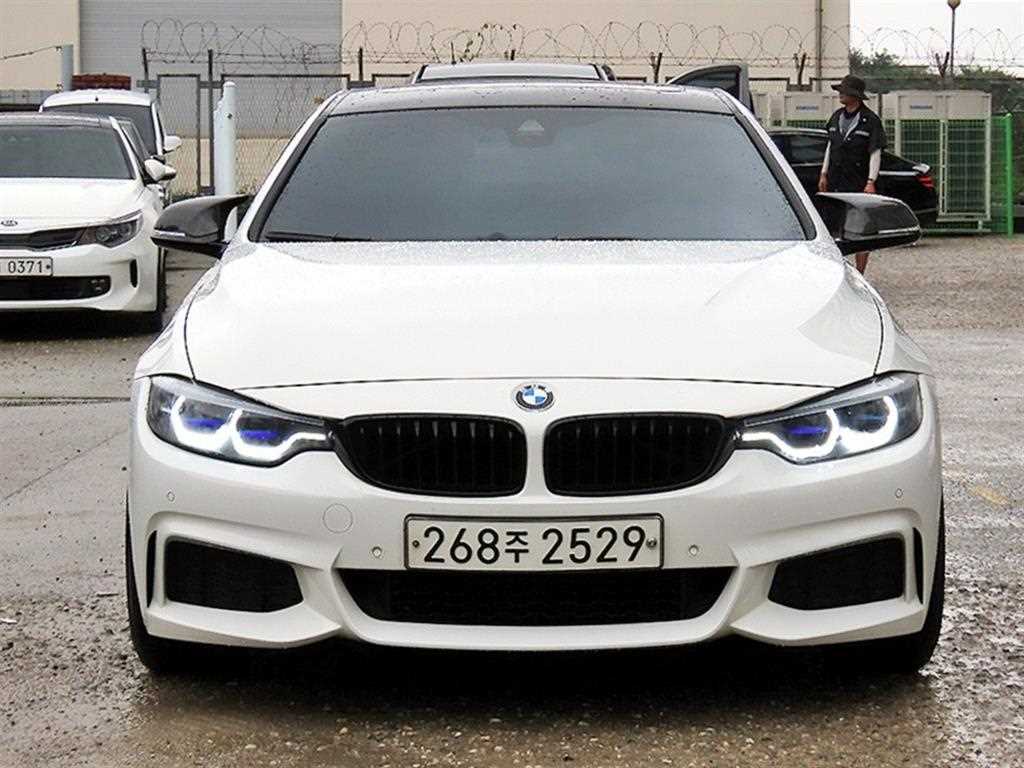 BMW 4시리즈 420i 쿠페 M 스포츠 사진