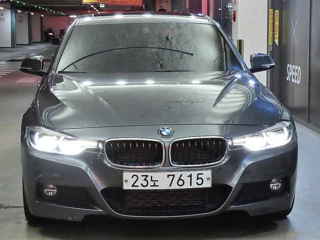 BMW 3시리즈 320i M 스포츠 쉐도우 사진 2/20