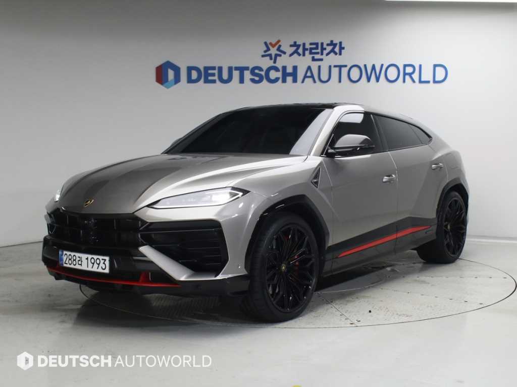 우루스 4.0 V8 SE PHEV 2025년식