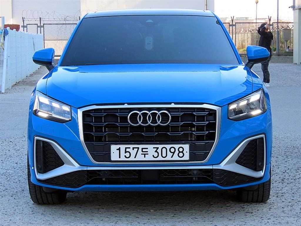 Q2 35 TDI 프리미엄 2023년식