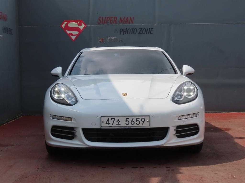 포르쉐 파나메라 3.6 AWD 사진 2/20