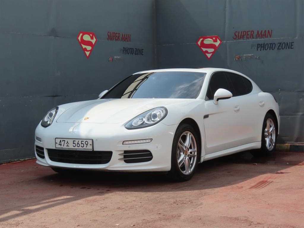 파나메라 3.6 AWD 2015년식