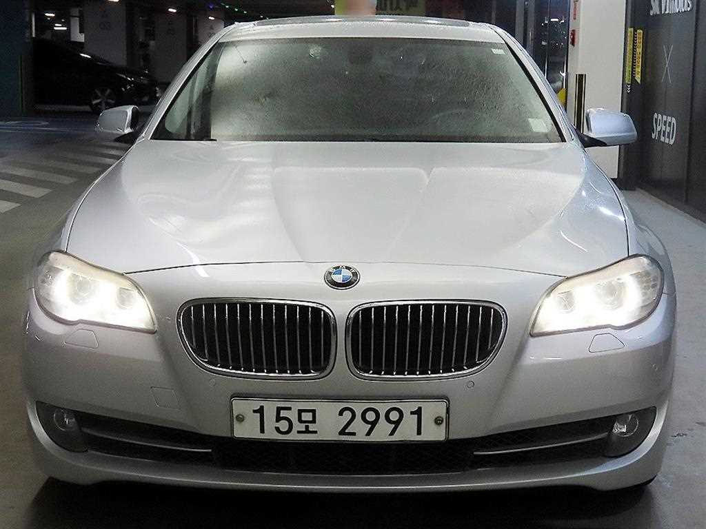 BMW 5시리즈 520d 사진 2/20