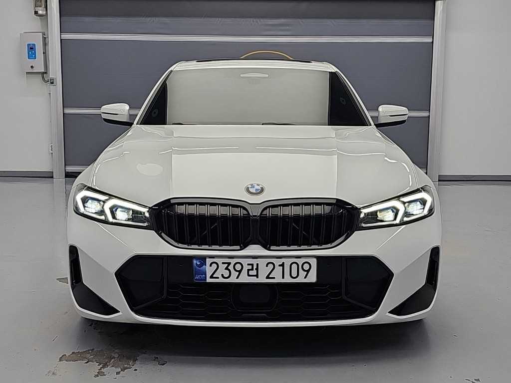 BMW 3시리즈 320i M 스포츠 사진 2/20