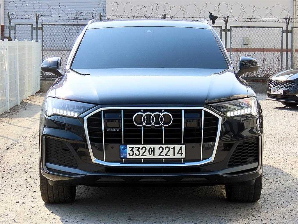 Q7 (4M) 45 TDI 콰트로 프리미엄 2021년식