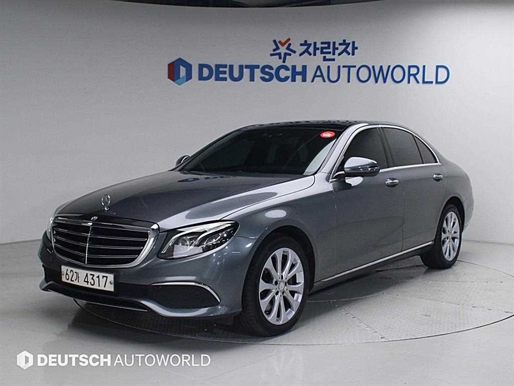 E-클래스 W213 E300 4MATIC 익스클루시브 2017년식