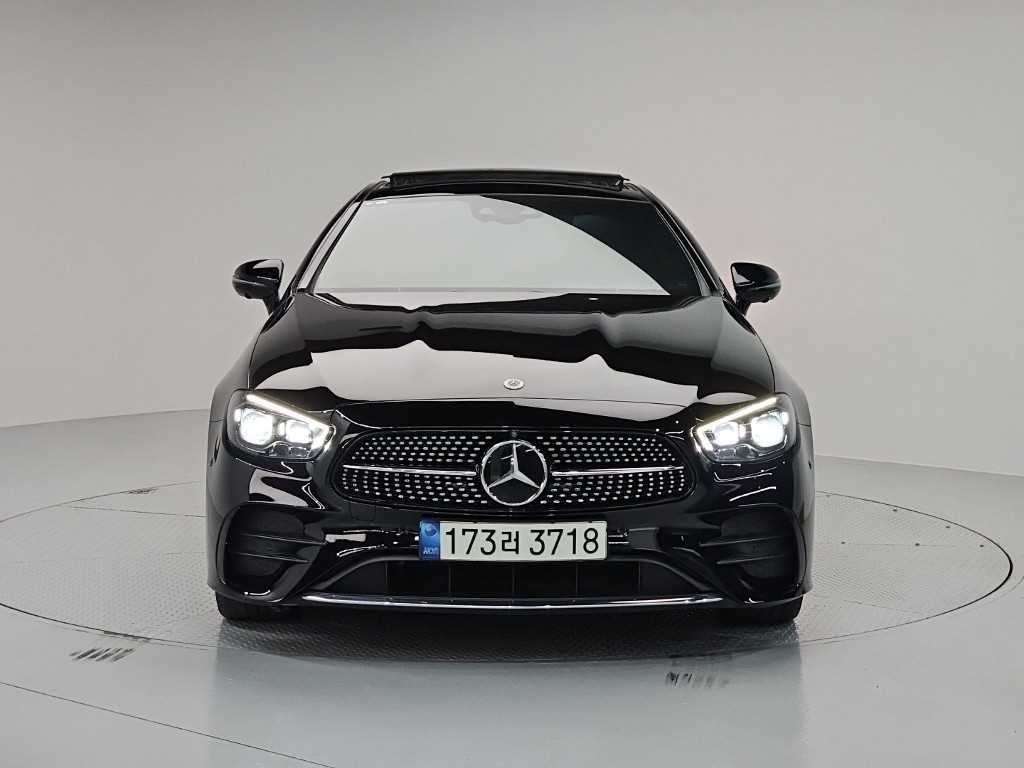 벤츠 E 클래스 E450 4MATIC 쿠페 사진 2/18