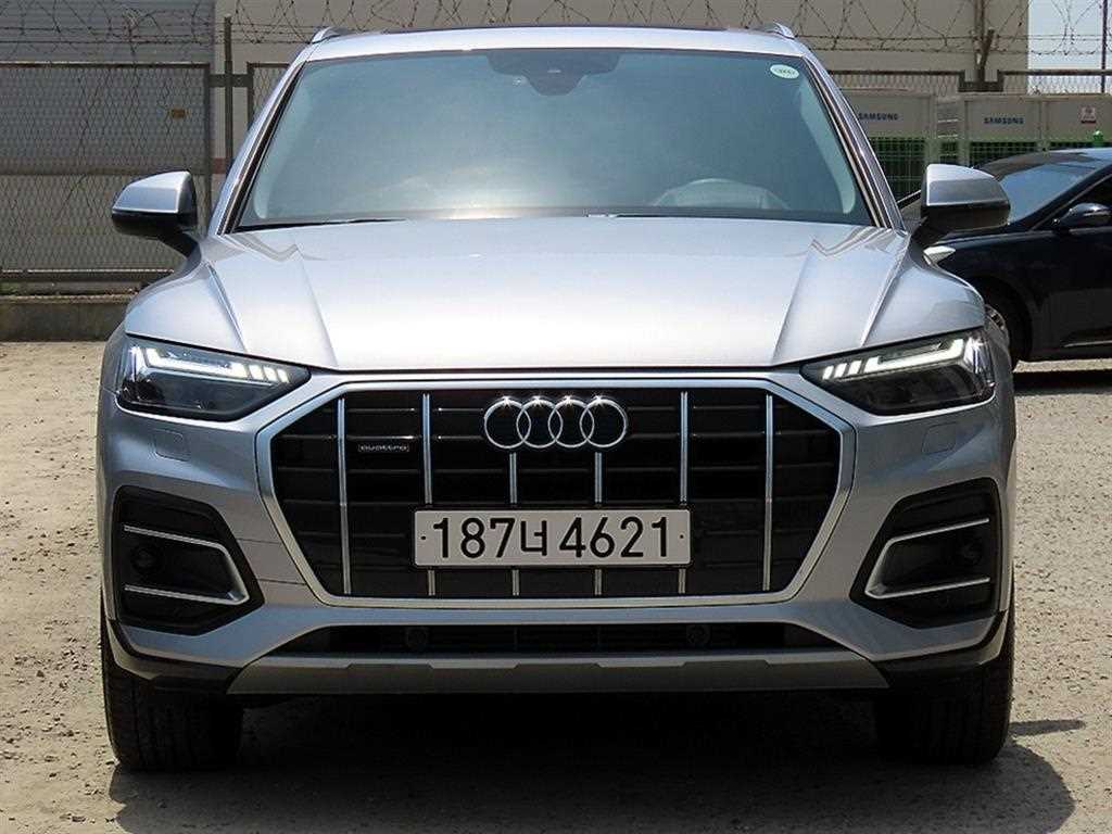 Q5 (FY) 45 TFSI 콰트로 2023년식