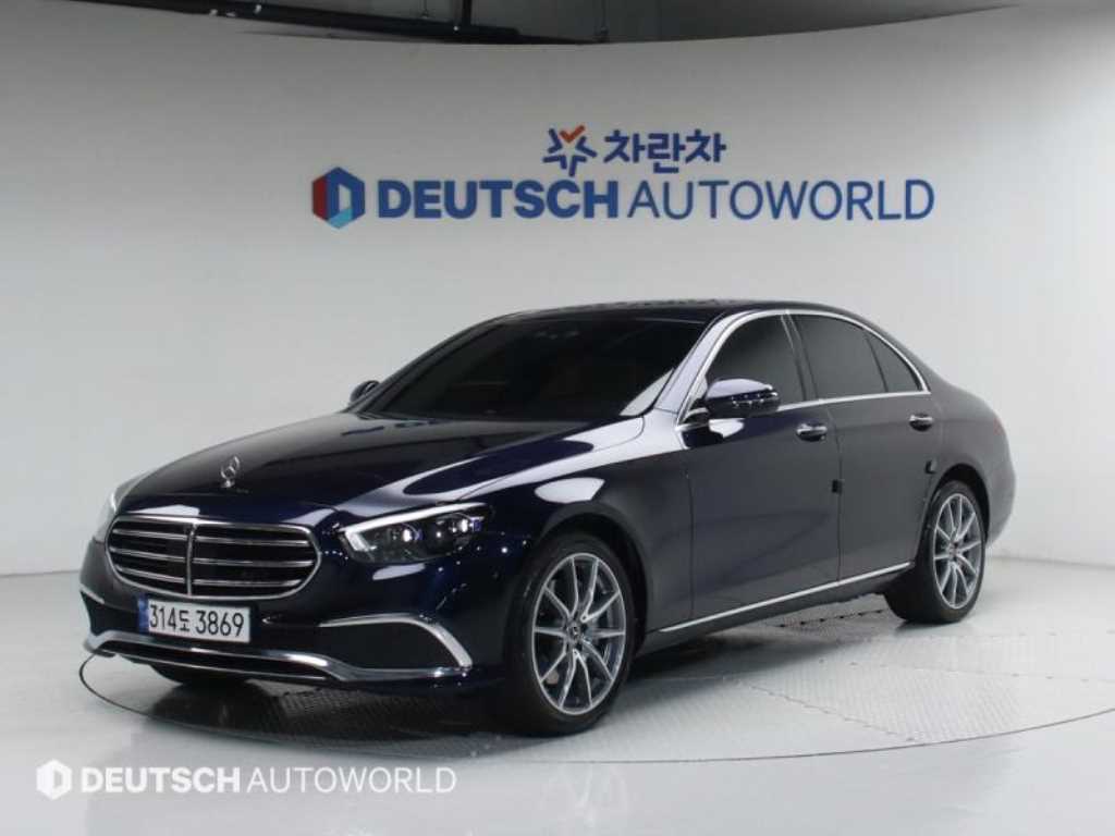 벤츠 E 클래스 E300e 4MATIC 익스클루시브 사진