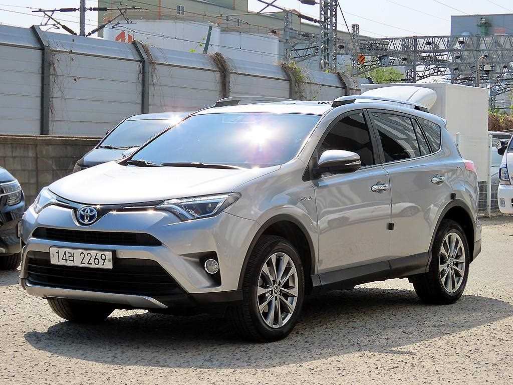 토요타 라브4 2.5 4WD 하이브리드 사진 2/20