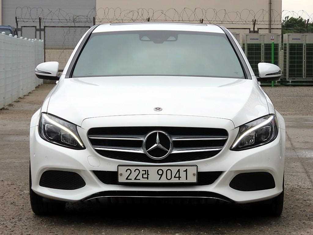 C클래스 W205 C200 아방가르드 2018년식