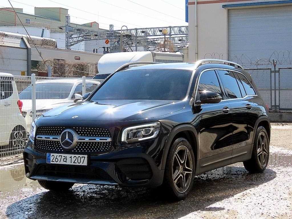 벤츠 GLB 클래스 GLB 250 4MATIC 사진 2/20