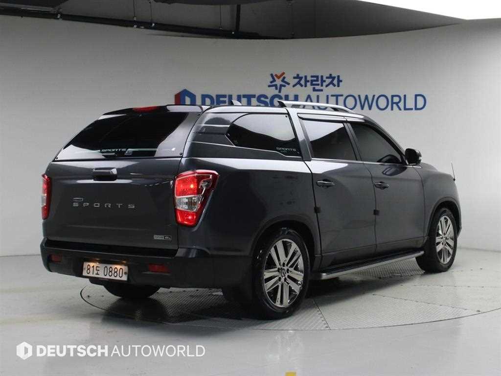 KGM 렉스턴 4WD 디젤 2.2 프레스티지 스페셜 사진 2/20