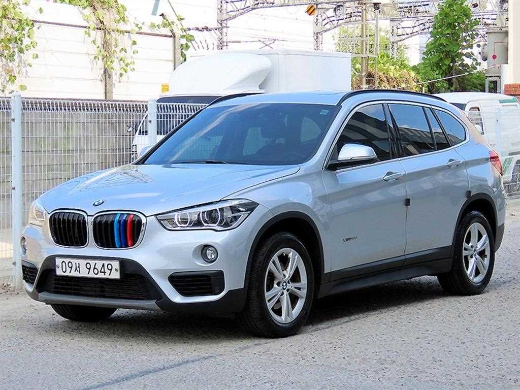BMW X1 xDrive 18d 사진 2/20