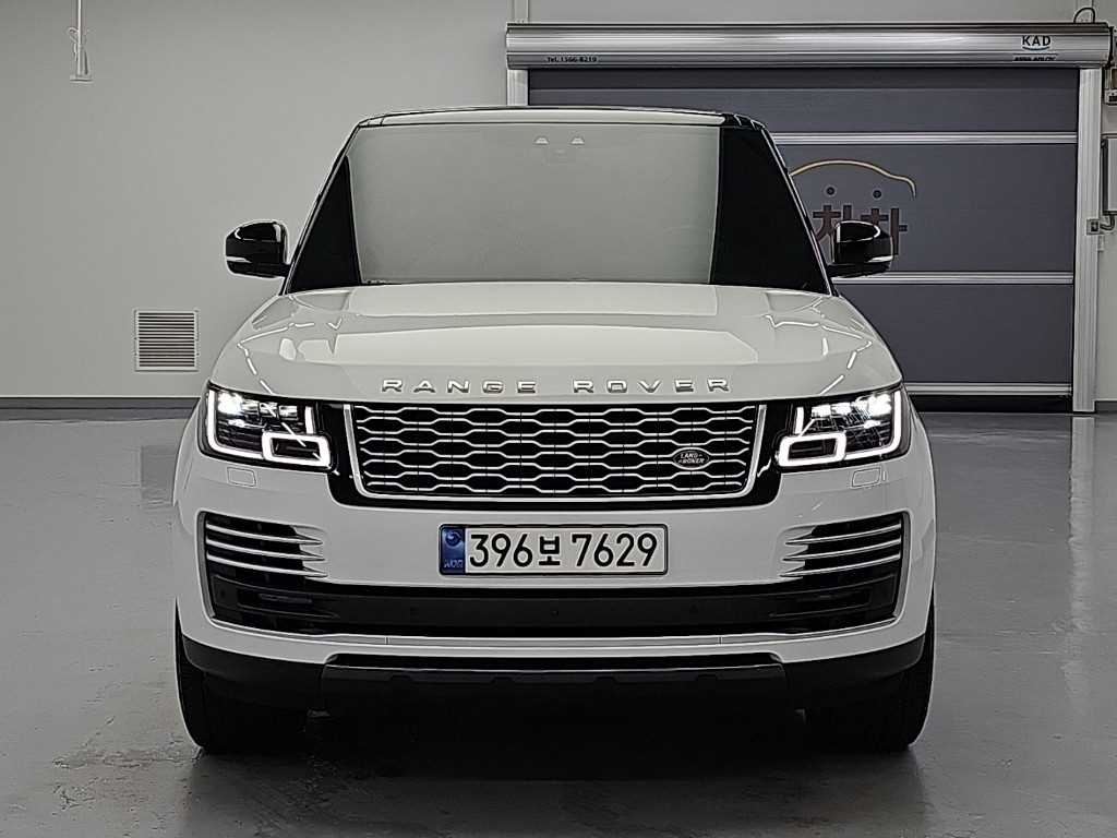 랜드로버 레인지로버 3.0 D350 AB SWB 사진 2/20