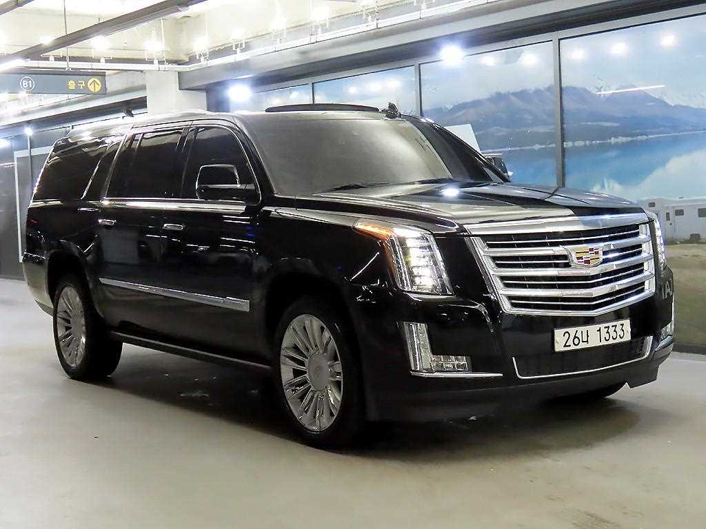 에스컬레이드 6.2 V8 ESV 2018년식