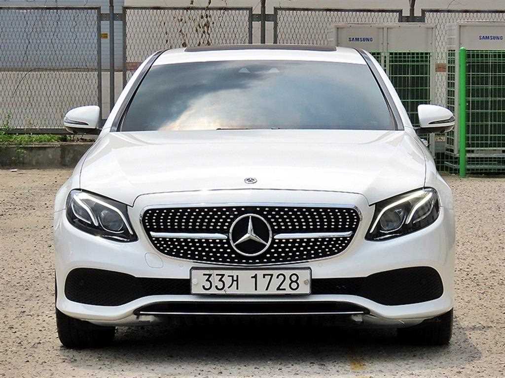 E-클래스 W213 E300 4MATIC 아방가르드 2019년식