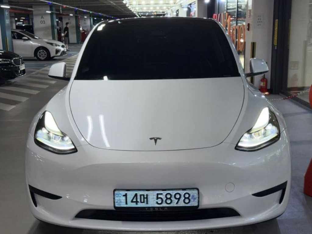 모델 Y RWD 2024년식