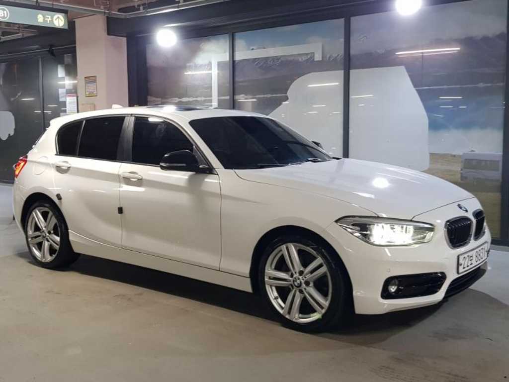 BMW 1시리즈 118d 스포츠 사진 2/20